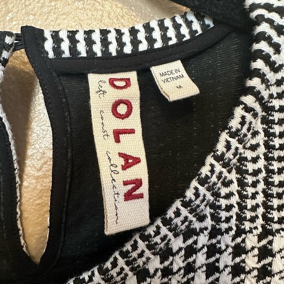 Dolan Herringbone Sleeveless Asymmetric Top Size M - Picture 2 of 5